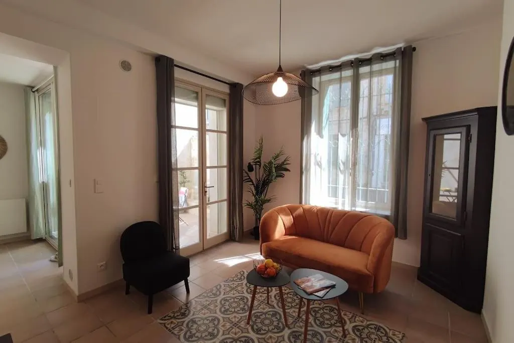 Apartment Le Nid - Proche Theatres - Terrasse - Centre-Ville - Clim - Wifi Avignon
